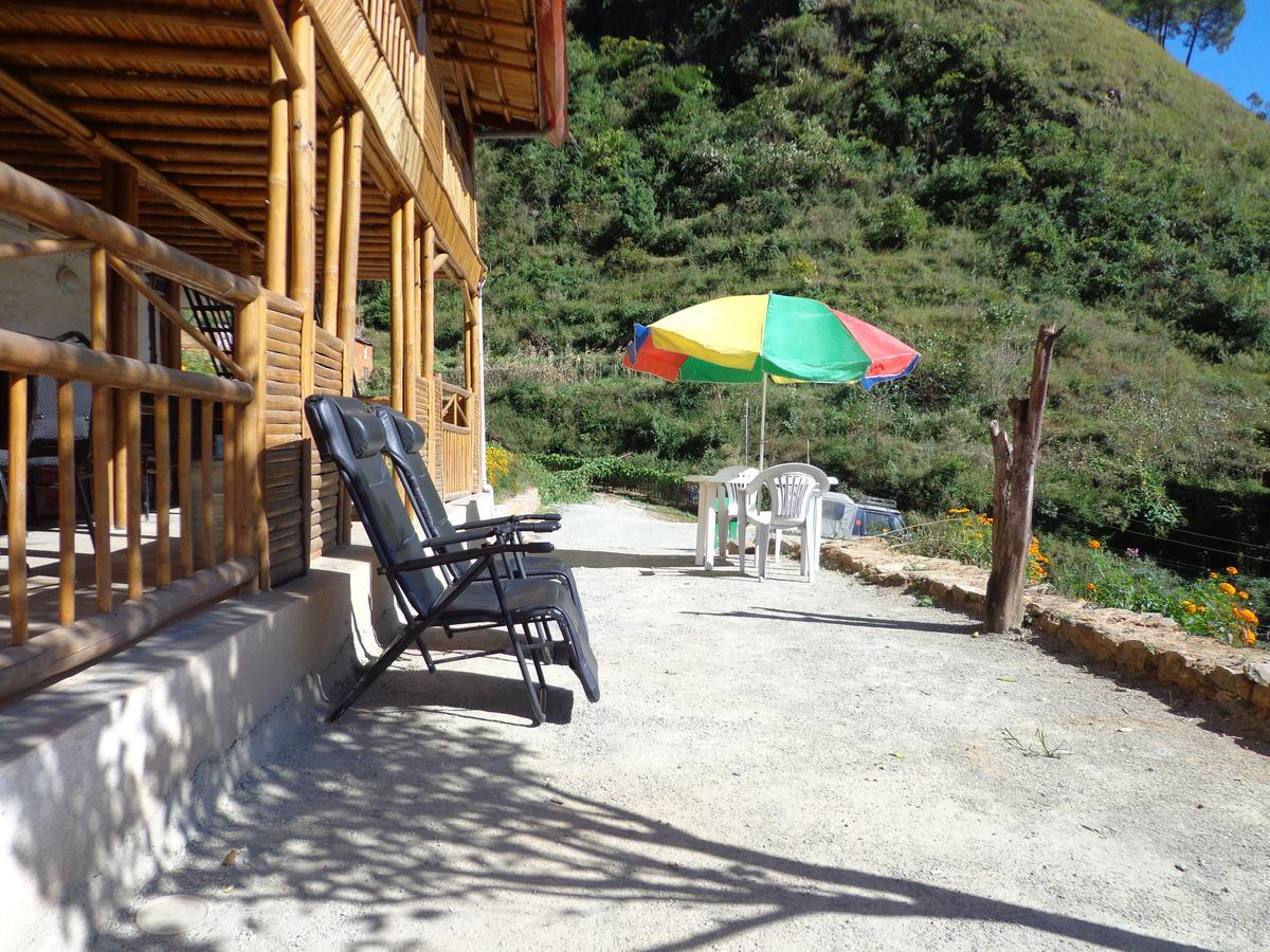 Solid Rock - Lodge & Restaurant Pharping Екстериор снимка
